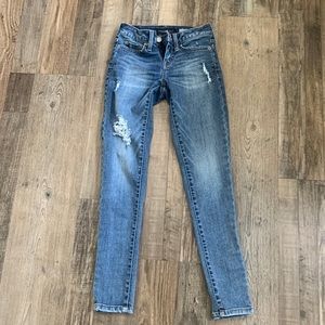 Aeropostale distressed skinny jeans—Size 000
